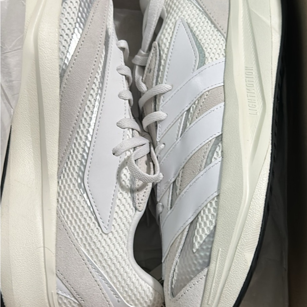 Adidas Men's White and Light Gray Sneakers